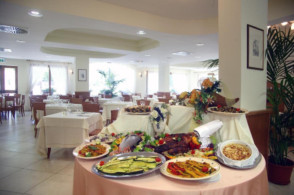 Hotel Portonuovo Vieste Eksteriør billede